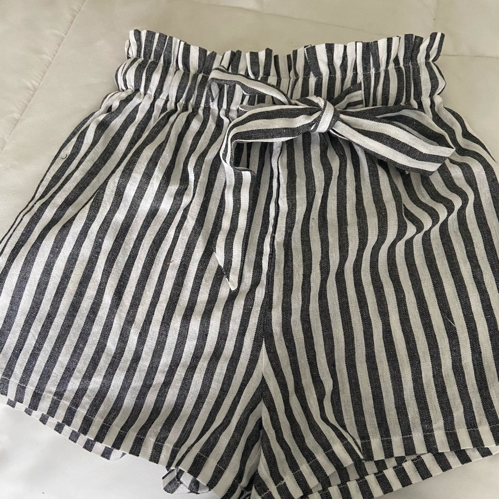 Shein gray and white striped shorts